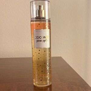 Bath & Body Works Coconut Pineapple Fine Fragrance Mist